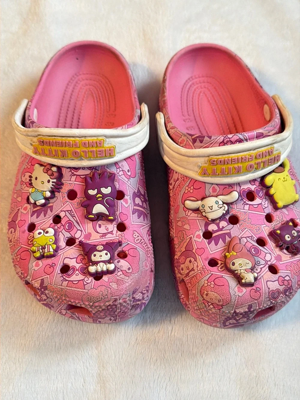 Hello Kitty bright pink